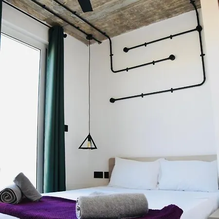 Chic Penthouse Industrial-style * Mosta