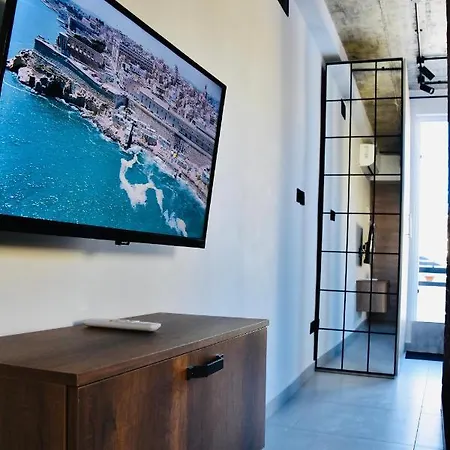 Apartman Chic Penthouse Industrial-style Mosta