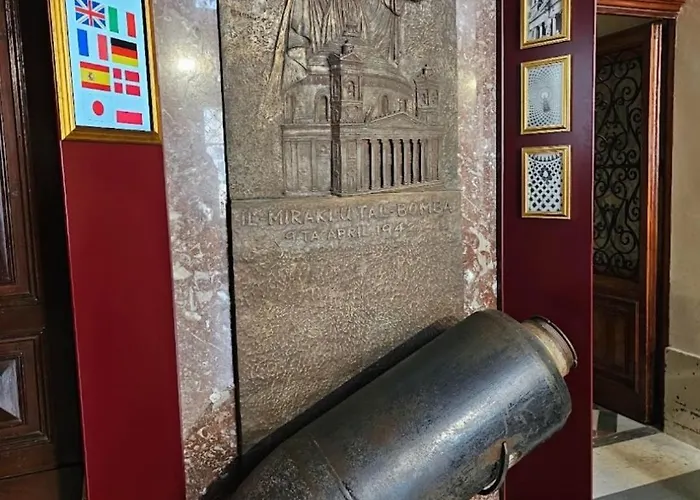 Chic Penthouse Industrial-style Apartamento Mosta